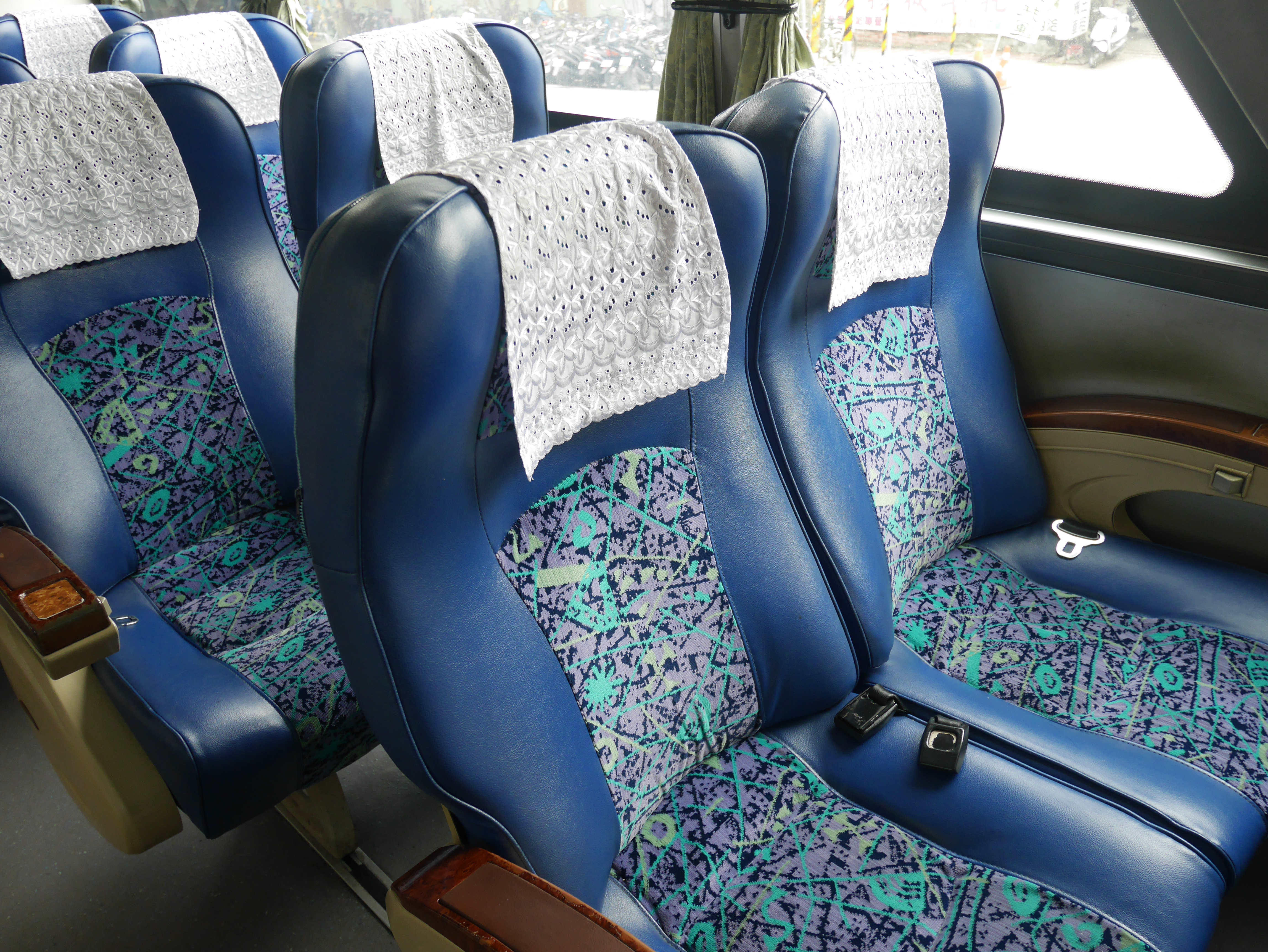 p1100768